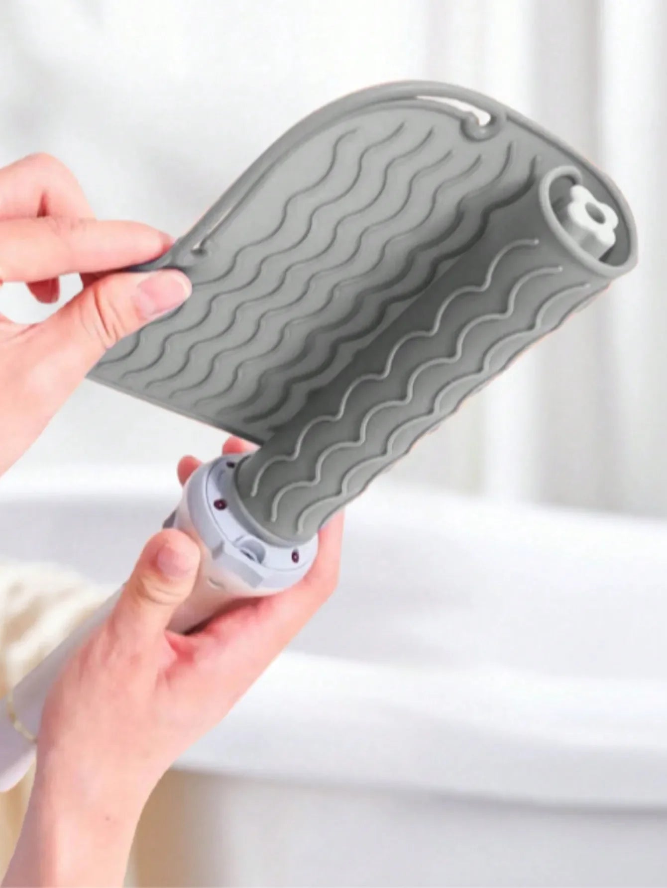 Portable Silicone Heat Resistant Mat for Curling & Flat Irons